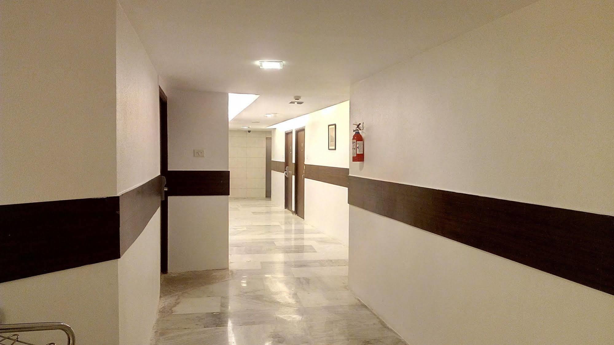 Hotel Marina Inn Egmore Ченнаї Екстер'єр фото